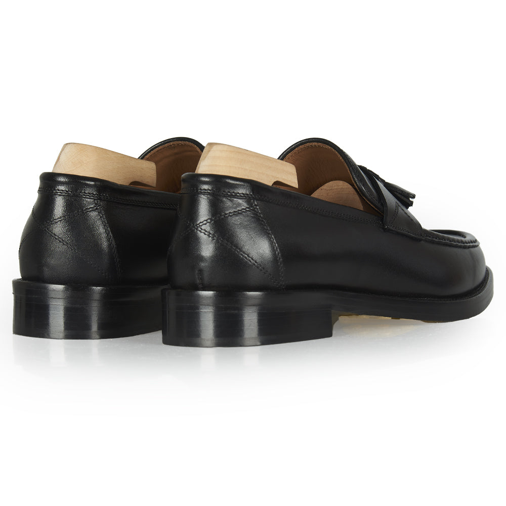 Mocassino tassels in pelle nera