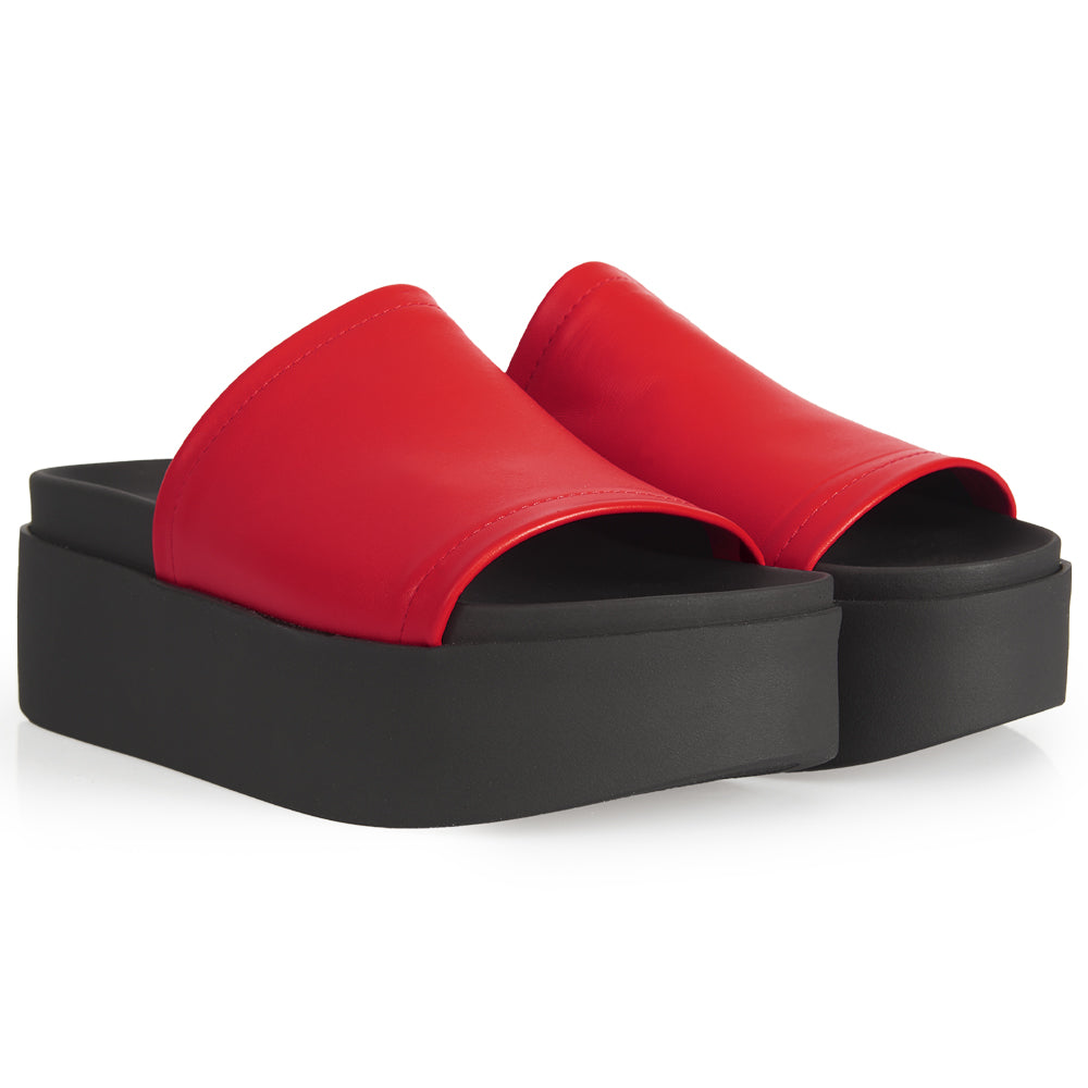 sandale à plateforme en cuir rouge