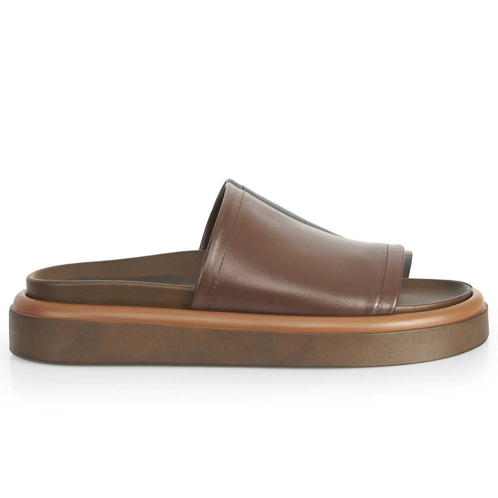 mules plates en cuir marron café