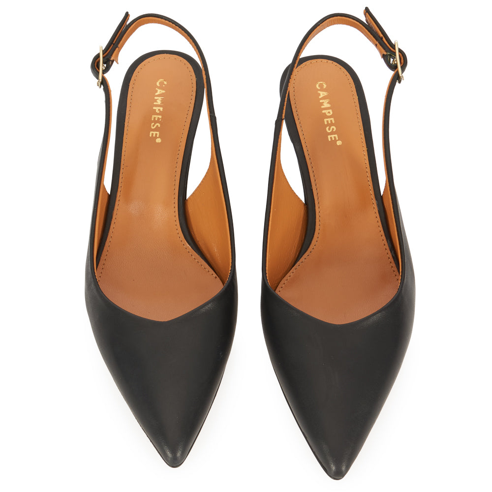 Chanel in pelle nera