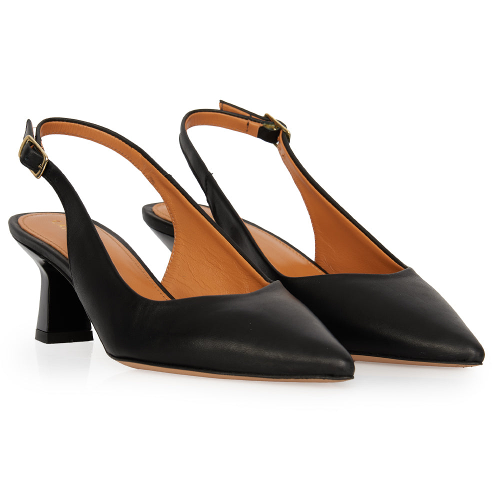 Chanel in pelle nera