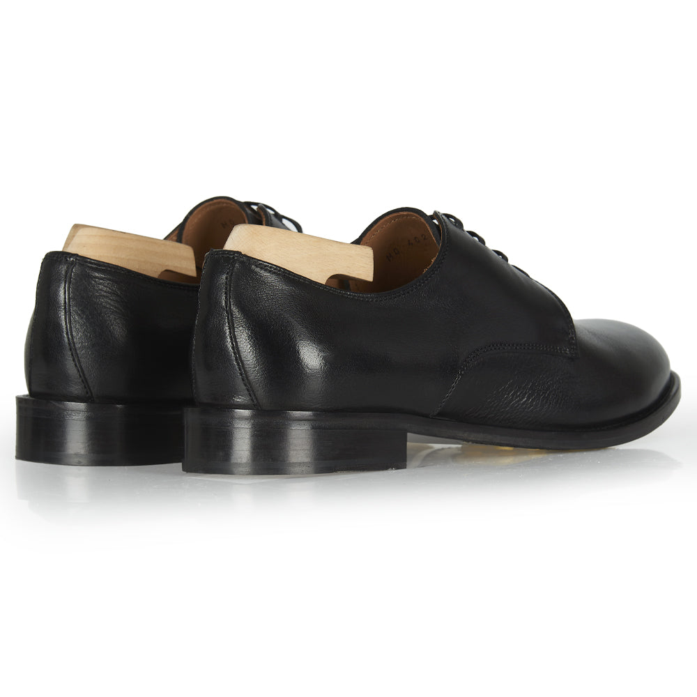 Derby in pelle nera