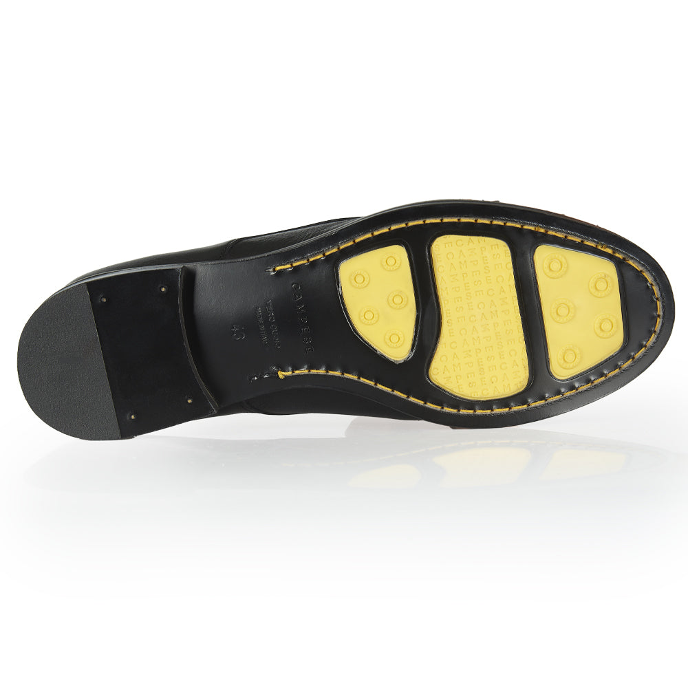 Derby in pelle nera