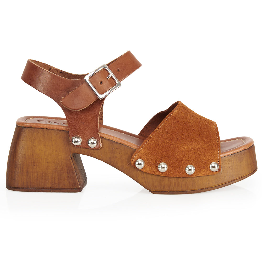 sandale compensée en daim marron