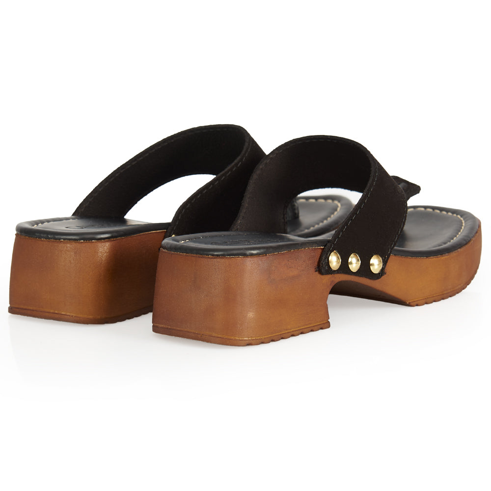 Infradito platform in camoscio nero