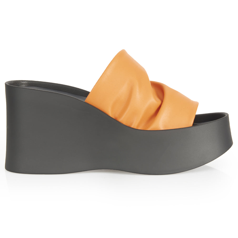 Sabot à plateforme froncé orange vif