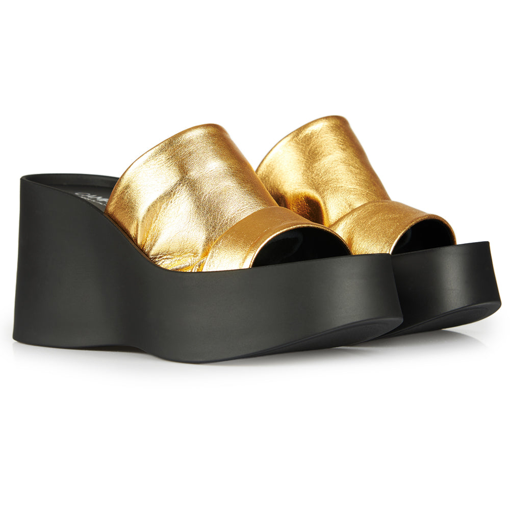 Sandali con zeppa fascia oro
