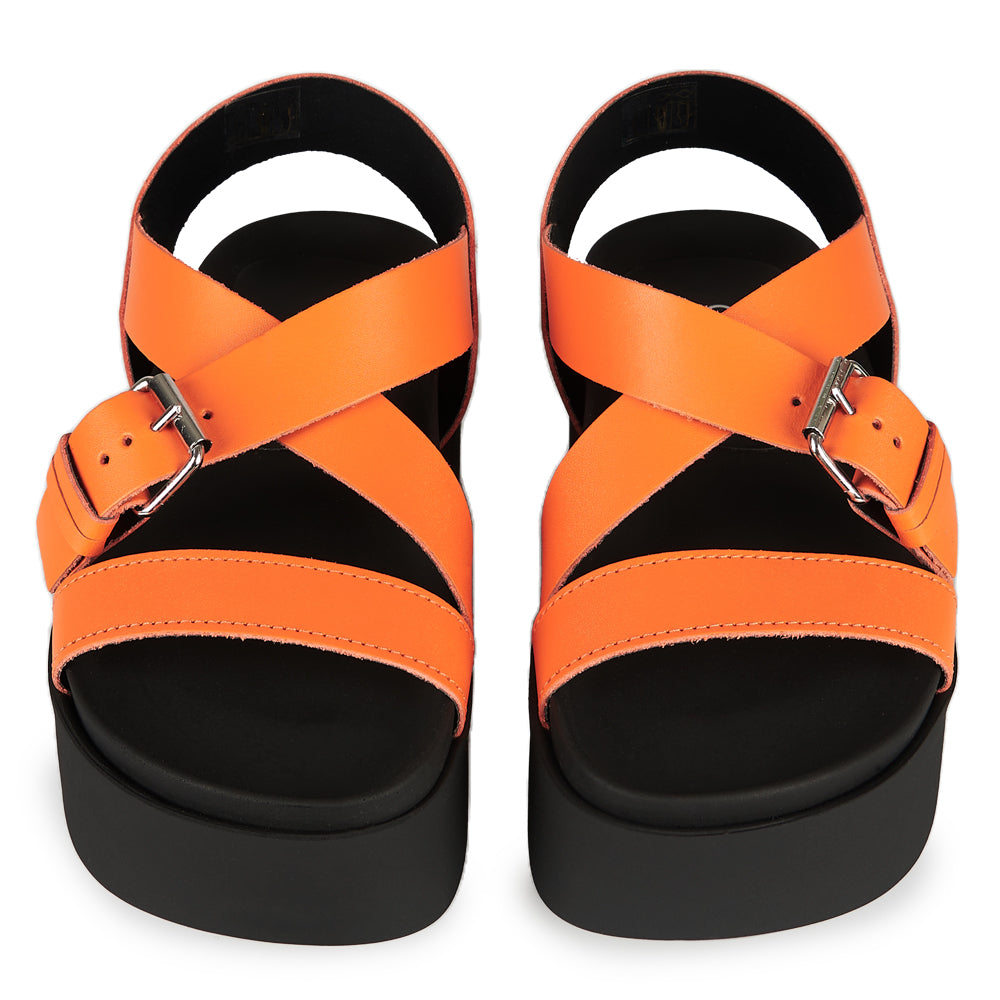Sandali con zeppa arancione