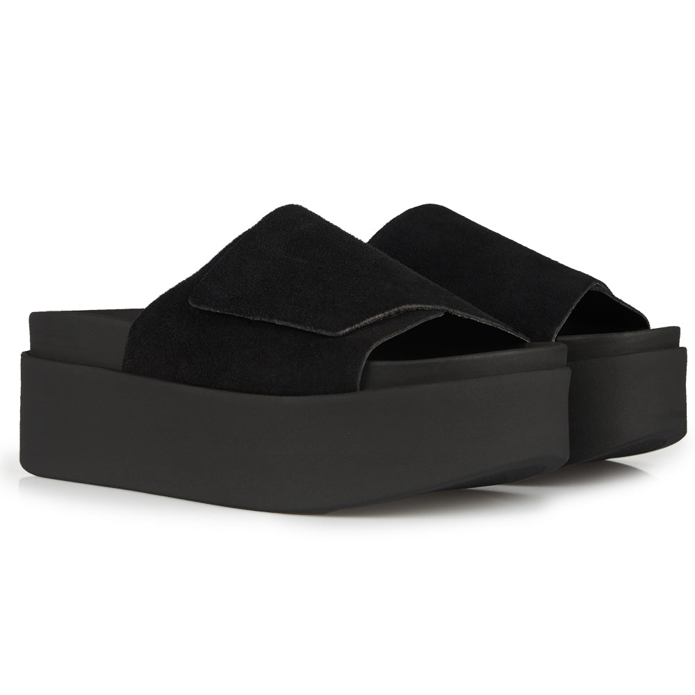 Sandali con zeppa fascia nera