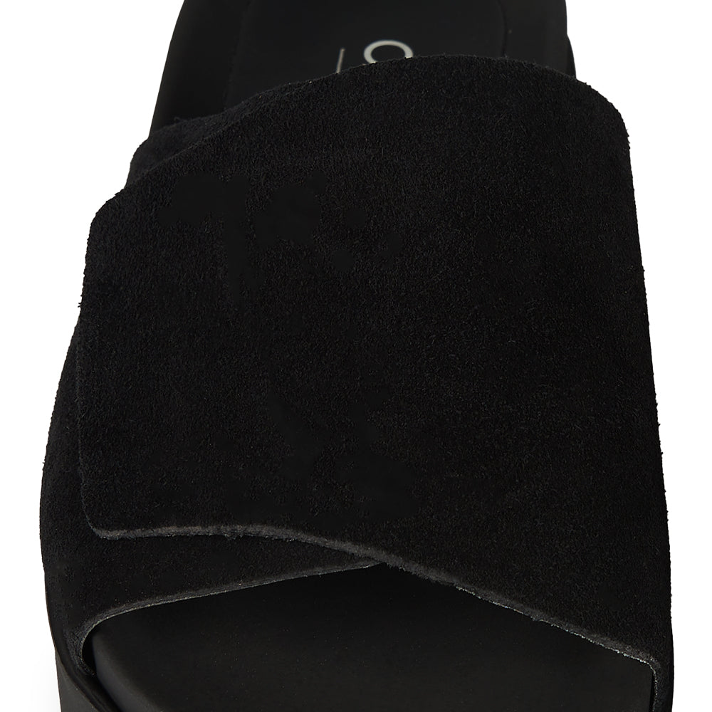 Sandali con zeppa fascia nera