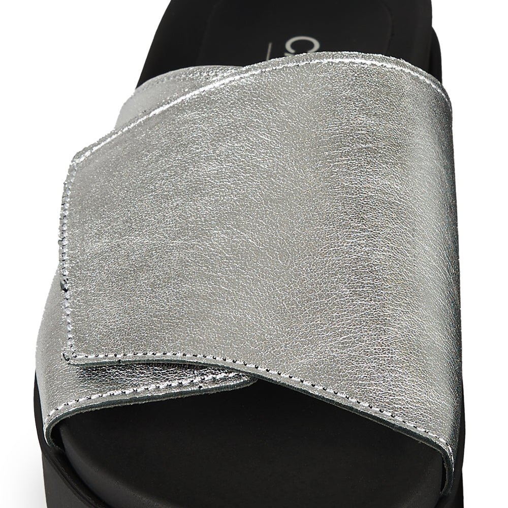 Sandali con zeppa argento