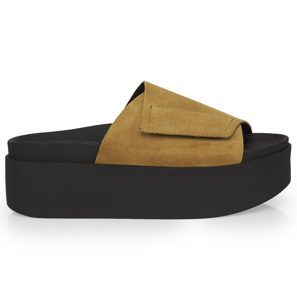 sandale à plateforme en daim moutarde