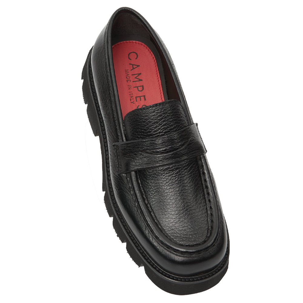 Mocassino Penny Loafer in Pelle Martellata Nera con Suola Chunky Lug