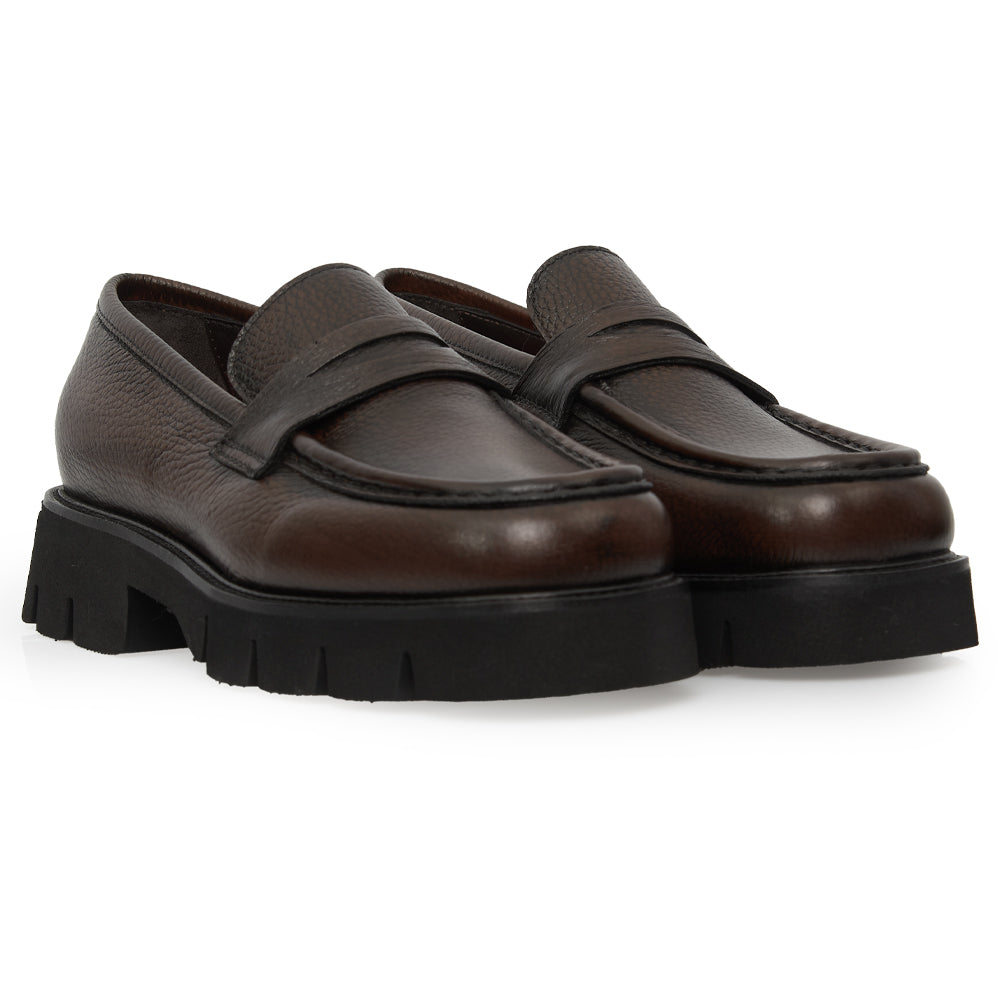 Mocassino Penny Loafer in Pelle Martellata Testa di moro con Suola Chunky Lug