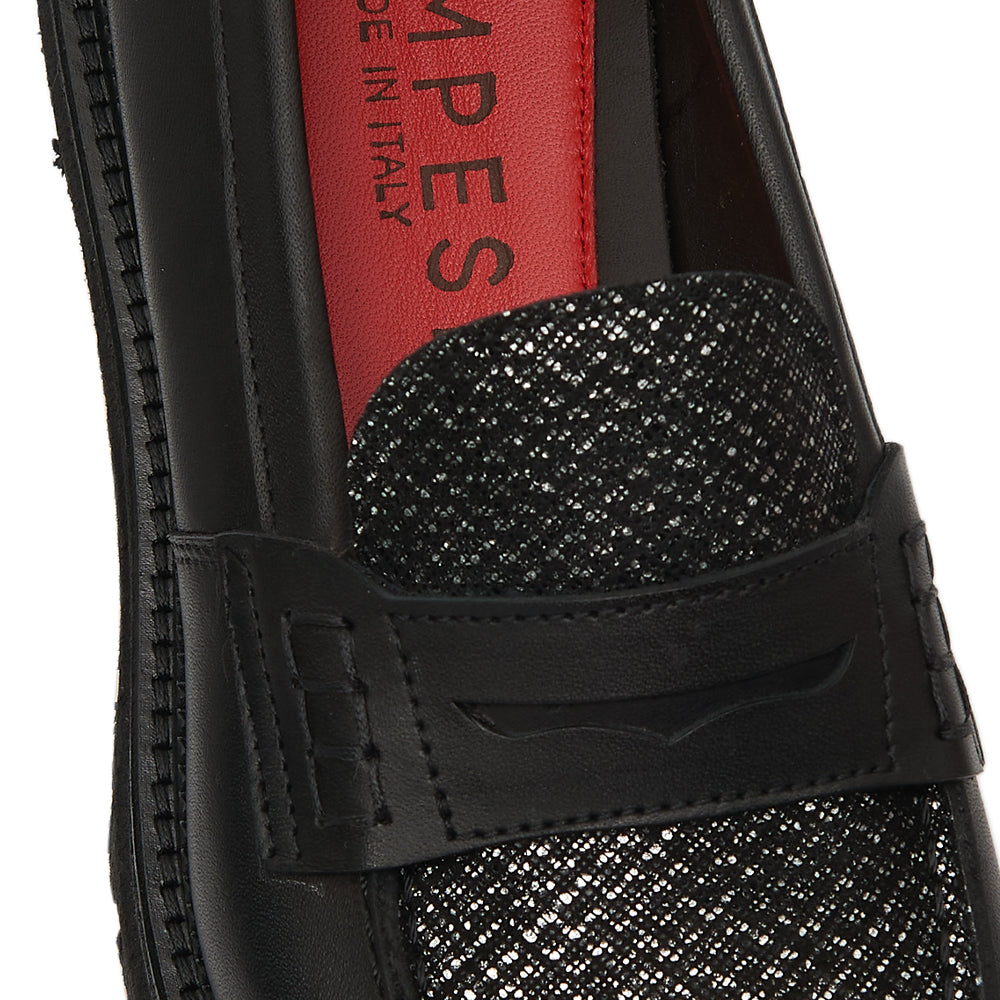 Mocassin Penny Loafer en Cuir Noir avec Empiècement Glitter/Métallisé et Semelle Lug