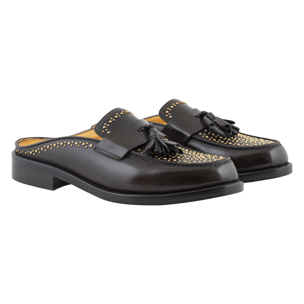 Mocassino slingback testa di moro con borchie
