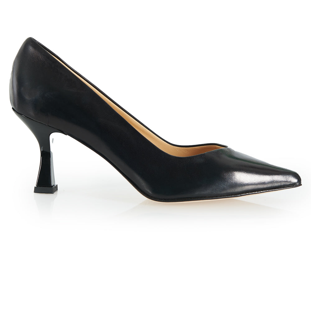 Décolleté in pelle nera