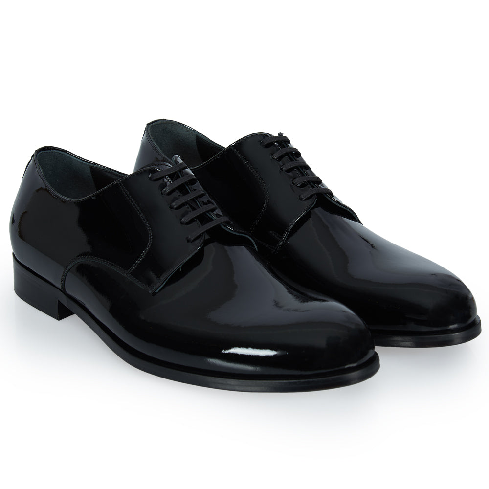 Derby elegante in vernice nera