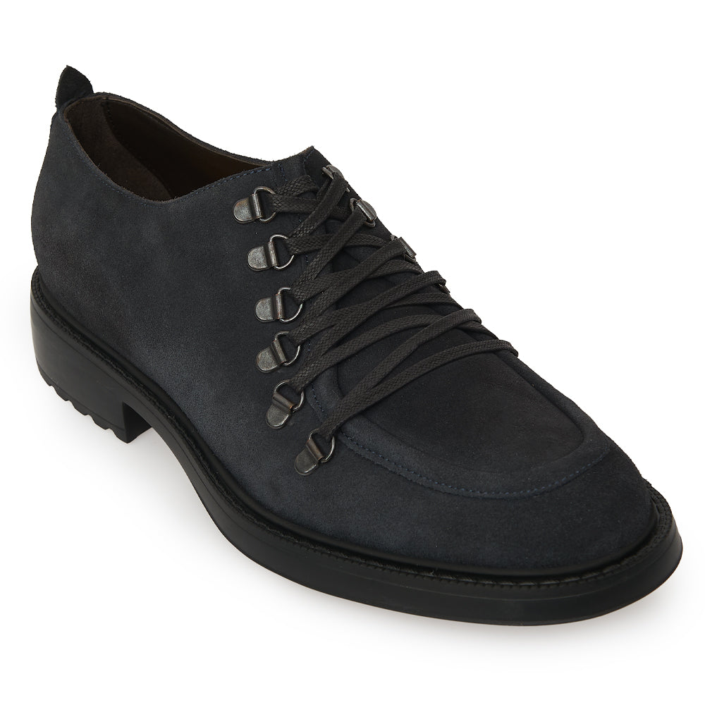 Scarpa Stringata Sportiva in Camoscio blu scuro con Suola Roccia