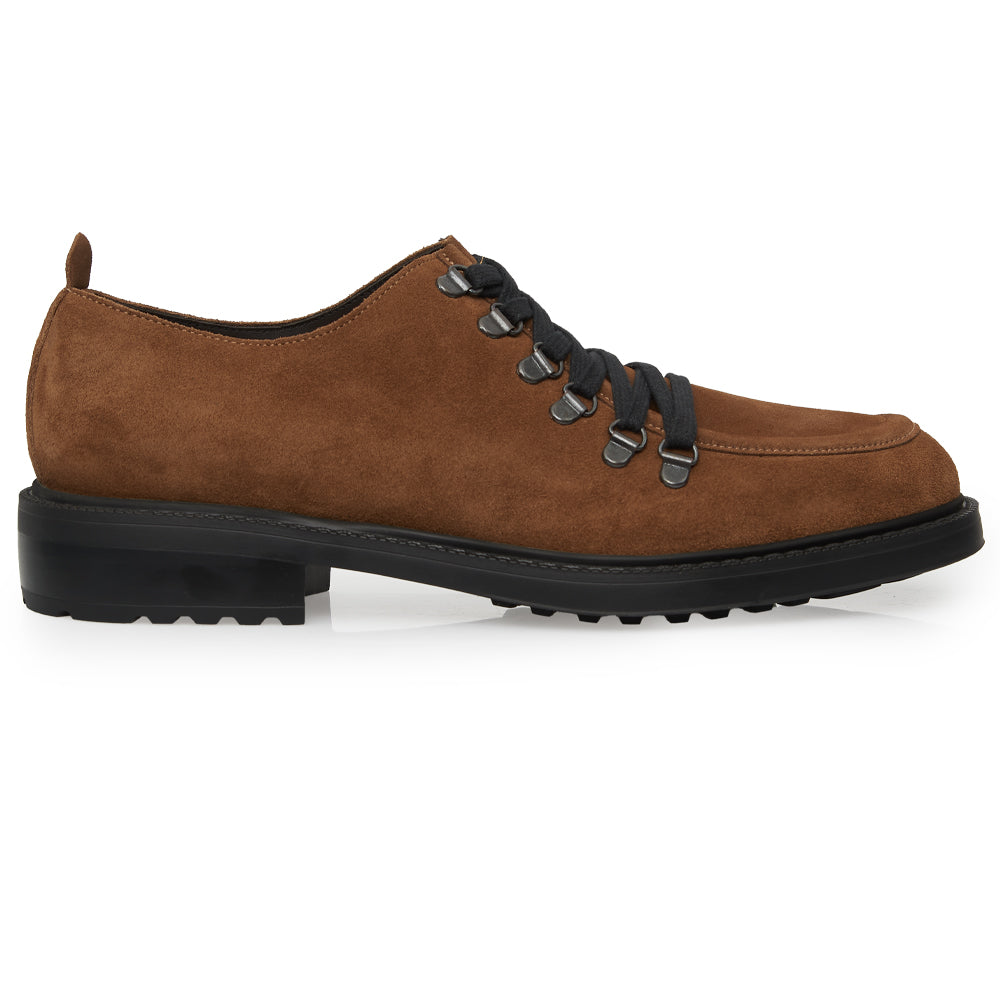 Scarpa Stringata Sportiva in Camoscio Cuoio con Suola Roccia