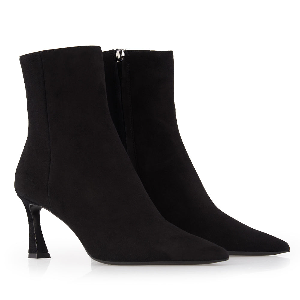 Tronchetti in camoscio nero