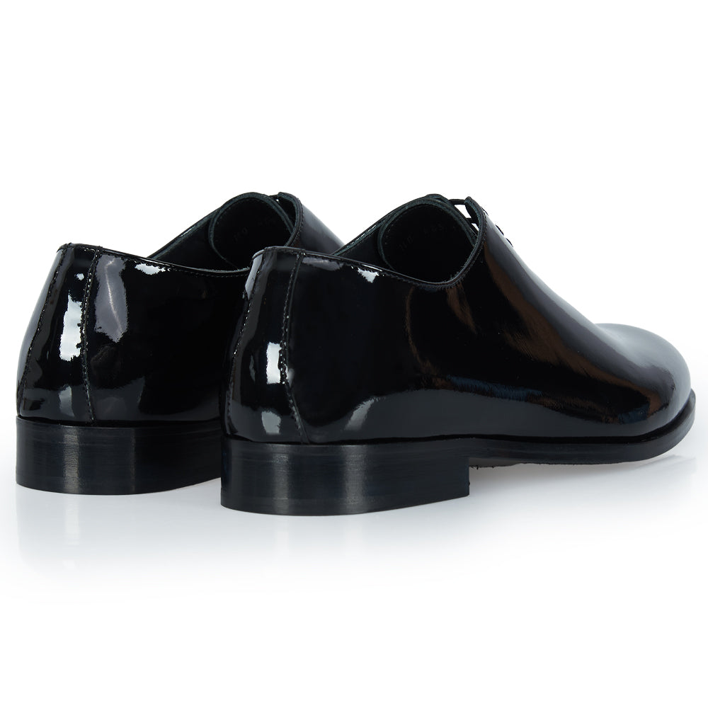 Richelieu in vernice nera