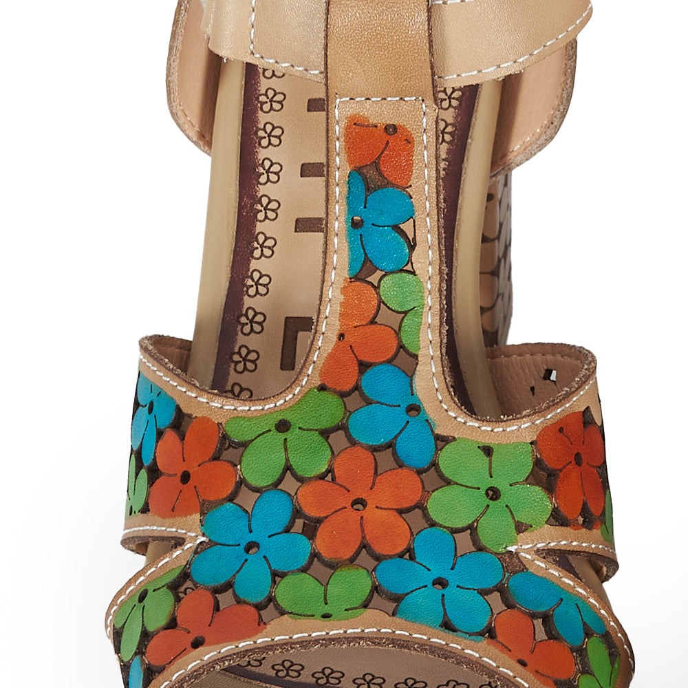 Sandalo T-strap stile floreale - beige