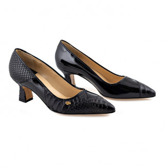 Décolleté in smooth black patent leather and python-printed black patent leather