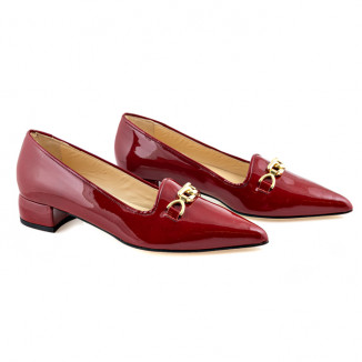 Ballerina in smooth red patent leather, inserts and edges