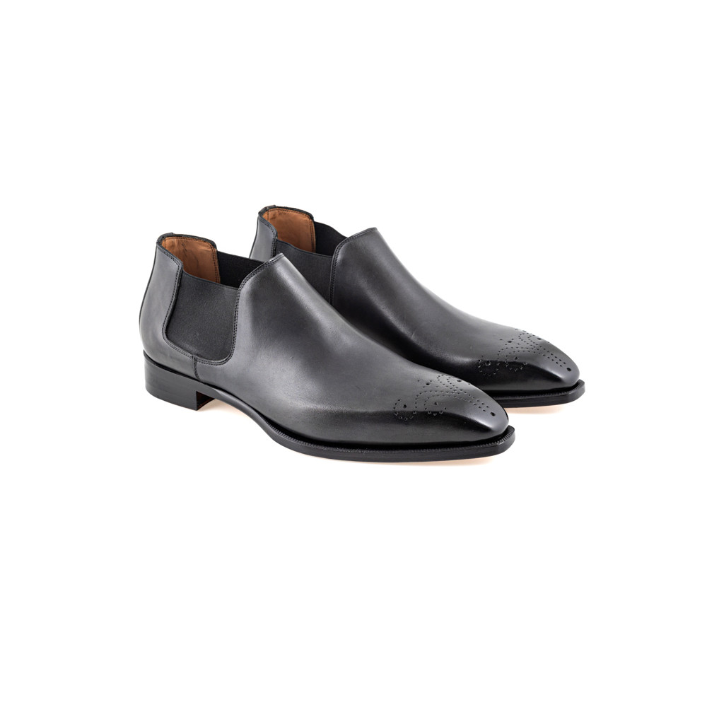 Chelsea boot in black smooth leather