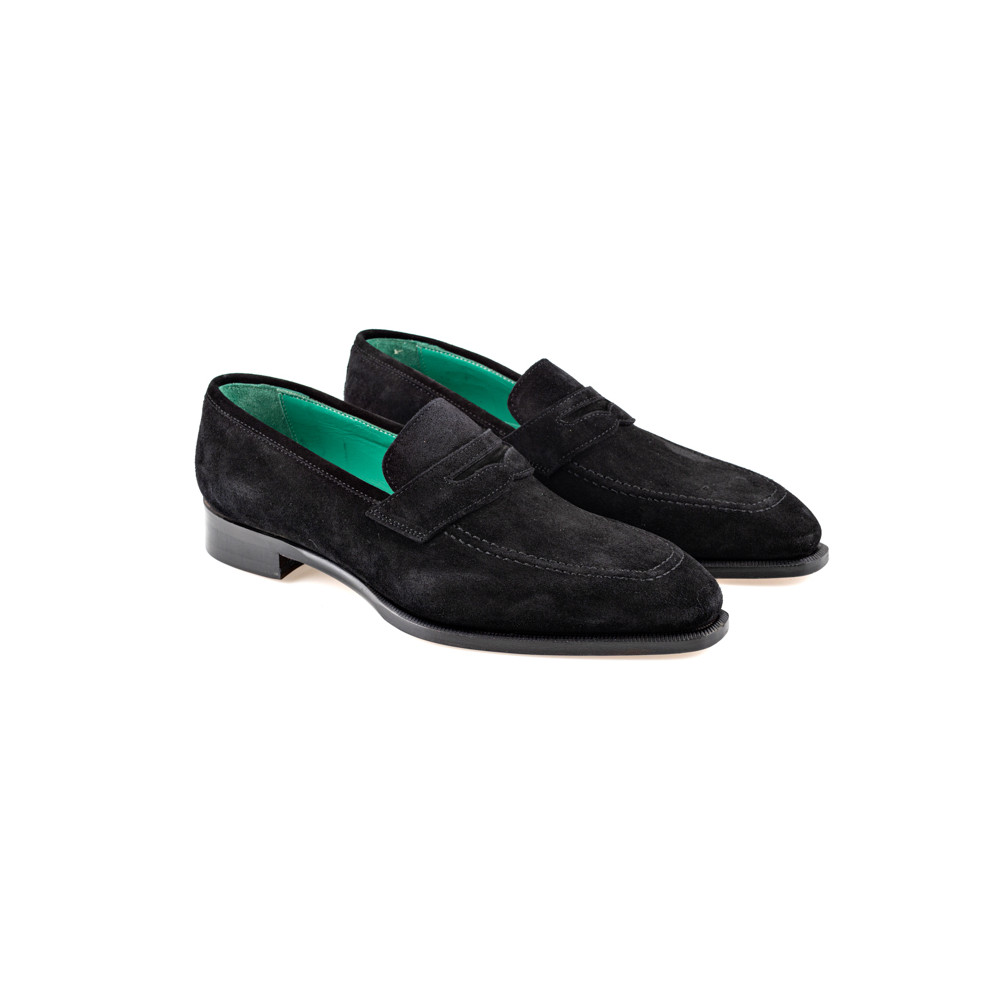 Black moccasin in black suede leather