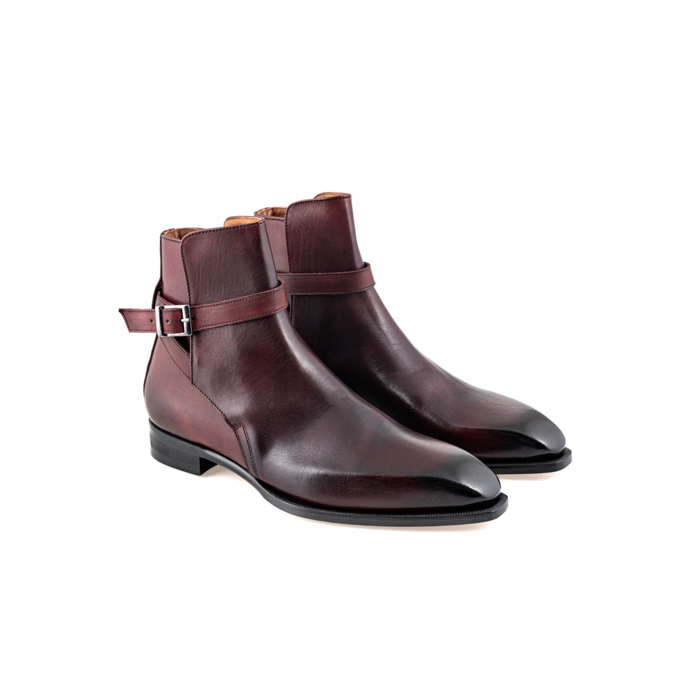 Mid-height ankle boot in burgundy smooth leather