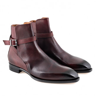 Mid-height ankle boot in burgundy smooth leather