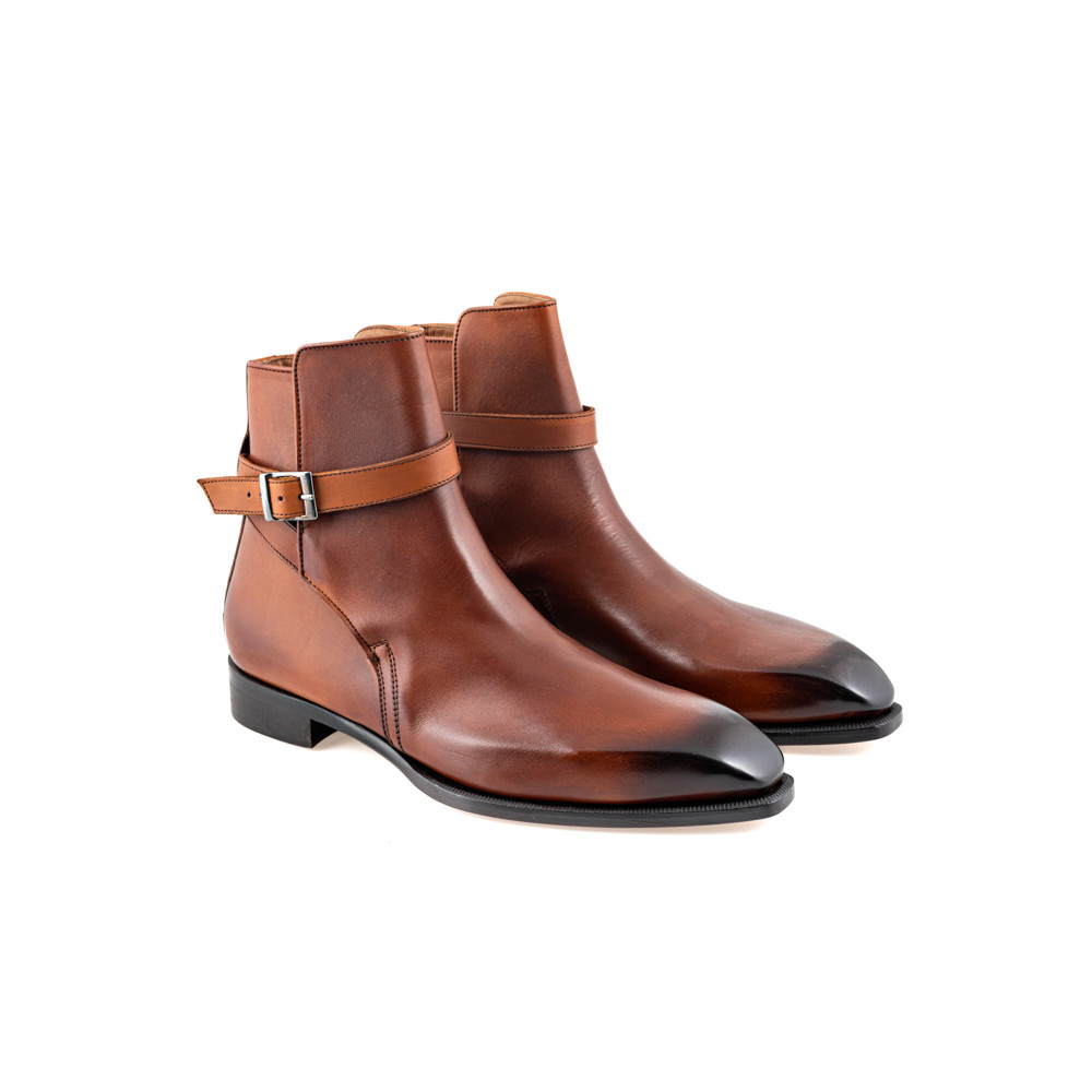 Mid-height ankle boot in light brown smooth leather