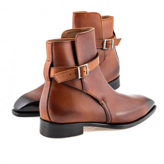 Mid-height ankle boot in brown