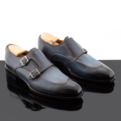Double monk straps in blue leather