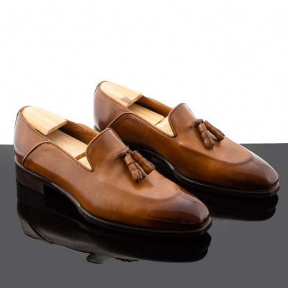 Brown leather mocassins & loafers