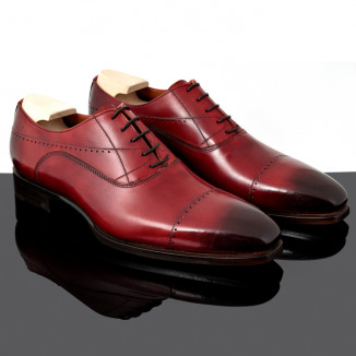 Oxford in red leather