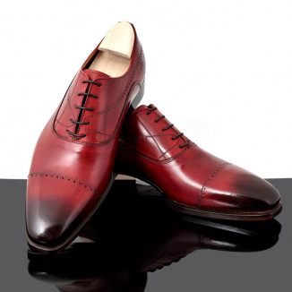 Oxford in red leather