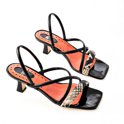 Sandals in black leather and python print white/black