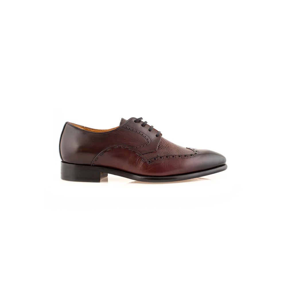 Oxfords in burgundy leather