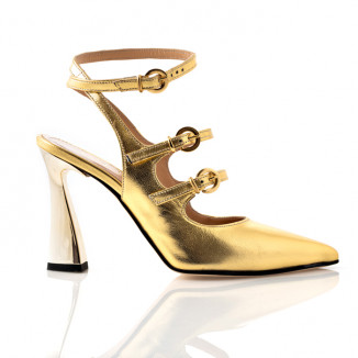 Mules courts in golden leather
