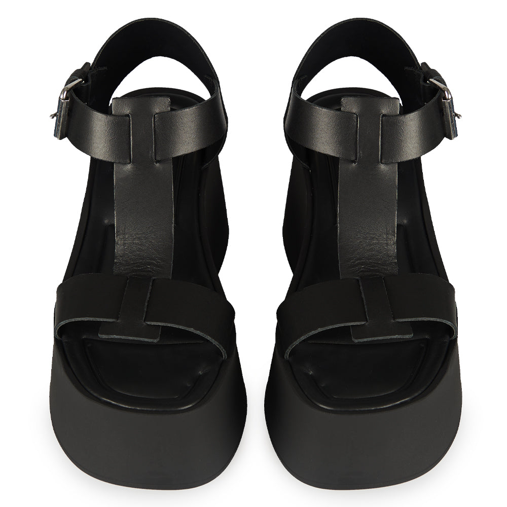 Sandali con zeppa in pelle nera
