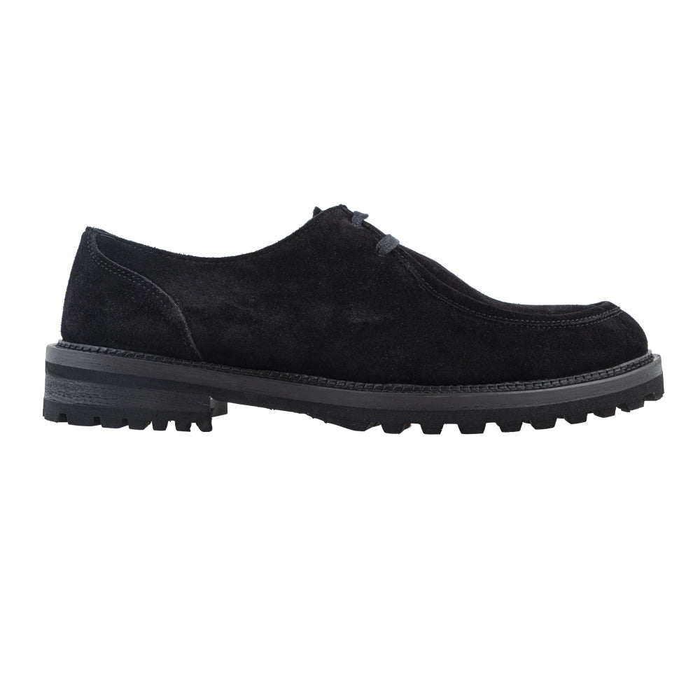 Engineer style derbies in black suede