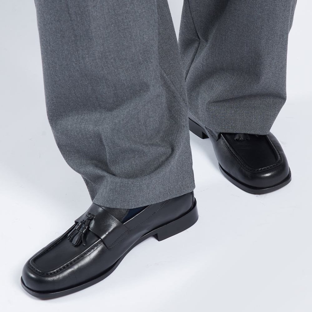 Mocassino tassel a punta quadrata