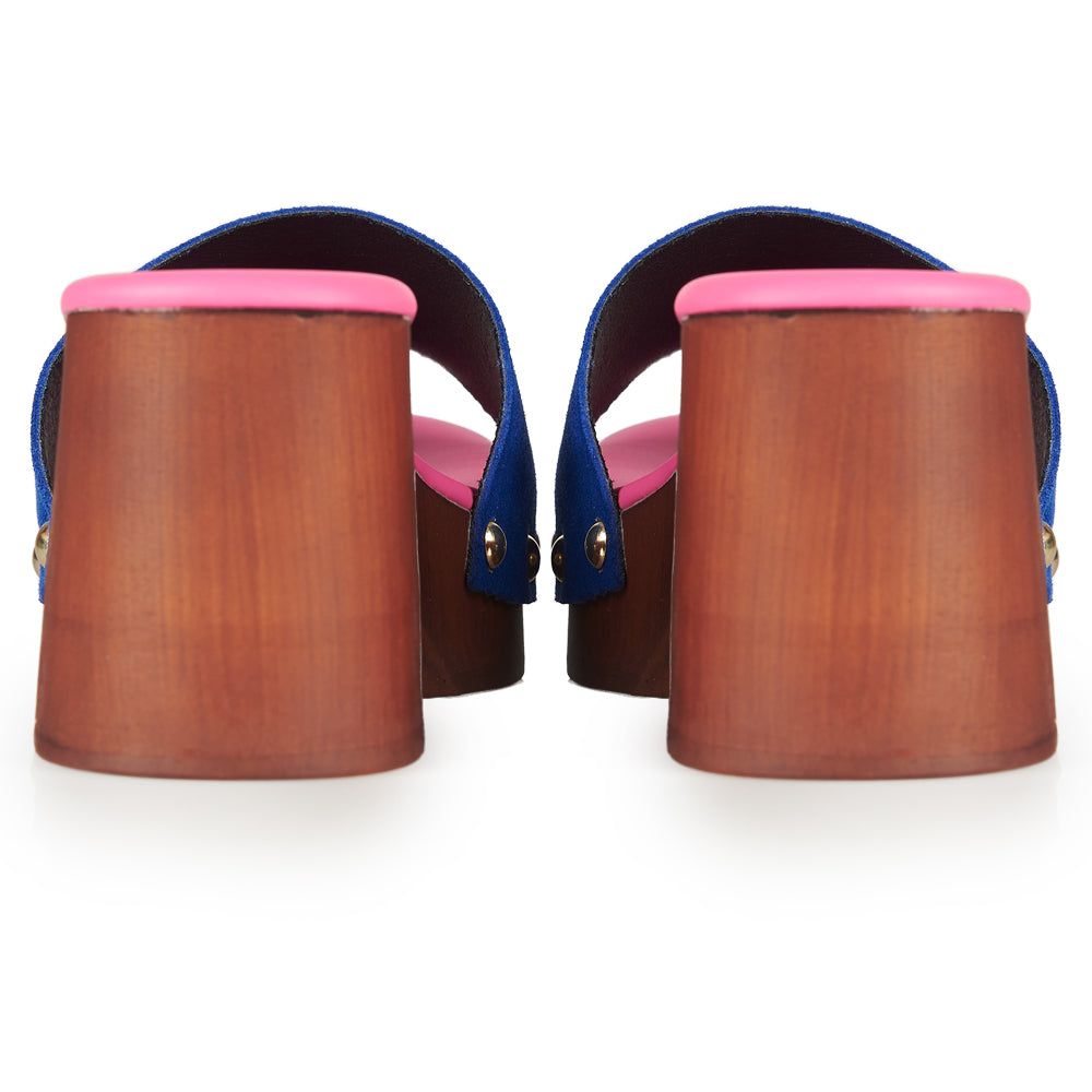 Zoccoli in pelle con tomaia in camoscio Blu