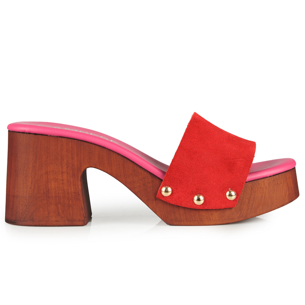 Zoccoli in pelle con tomaia in camoscio Rosso