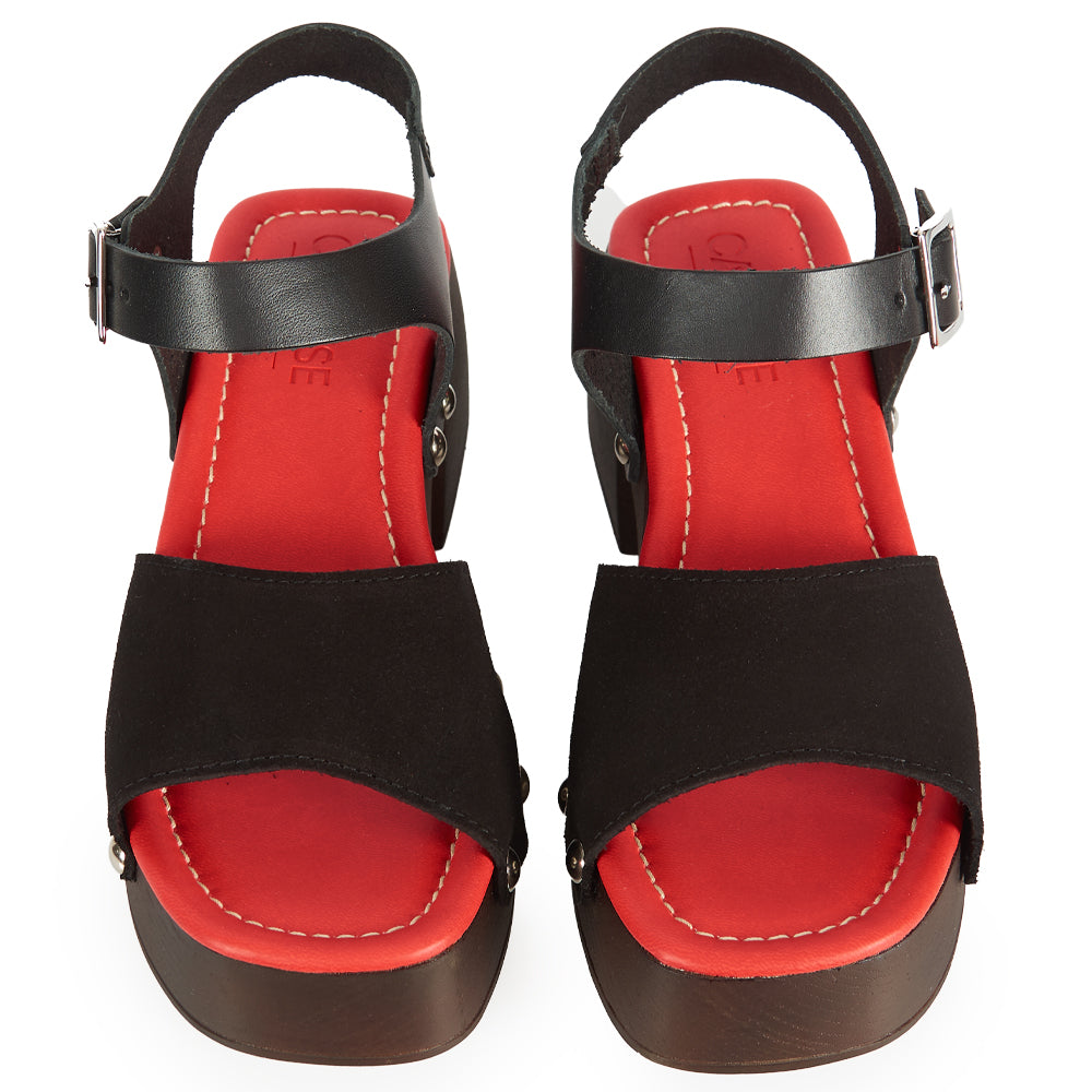 sandale compensée en daim noir