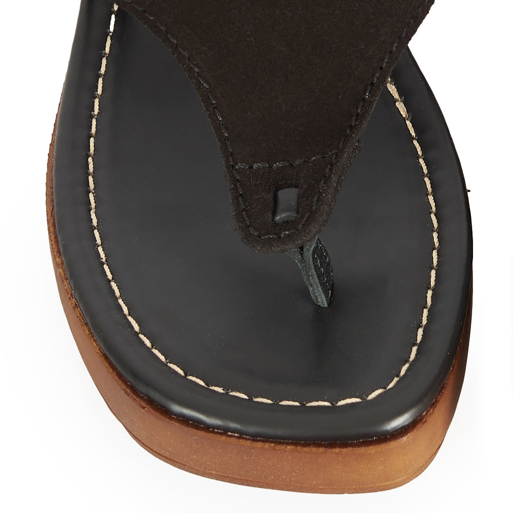 Infradito platform in camoscio nero