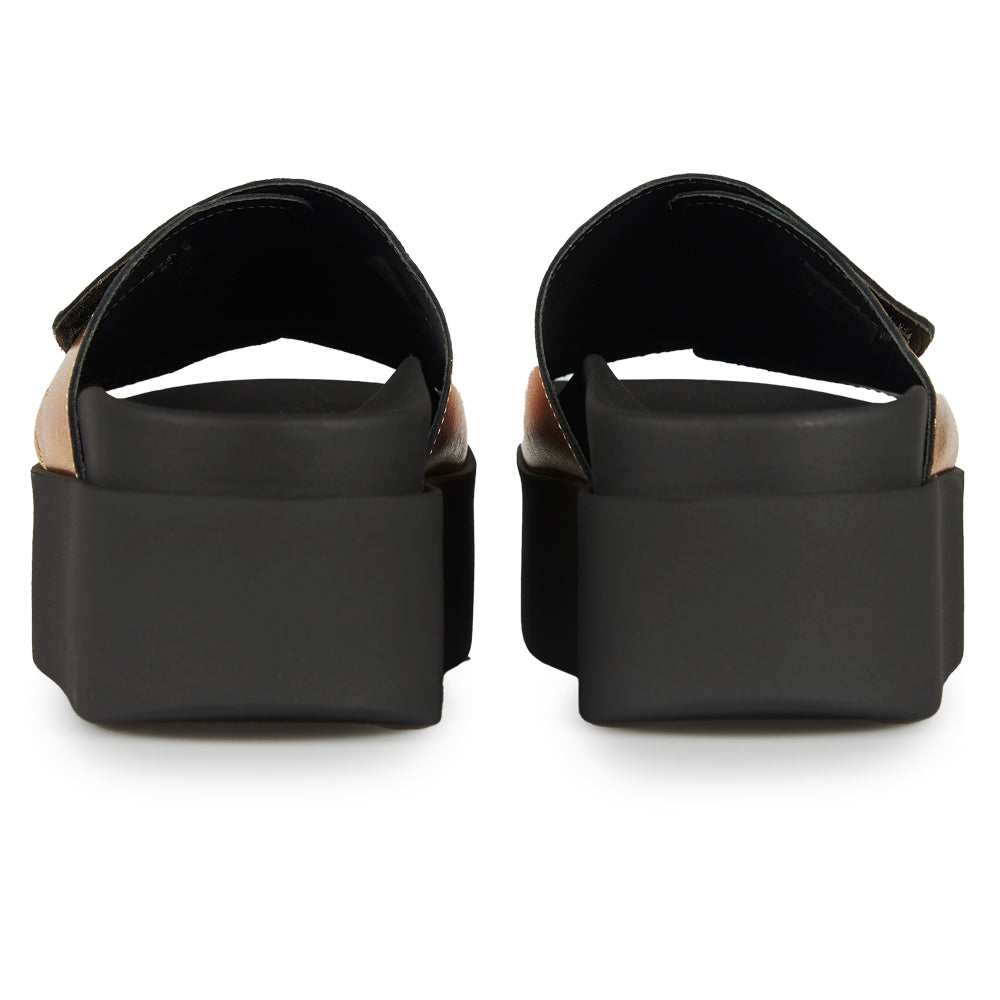 Sandali con zeppa fascia oro